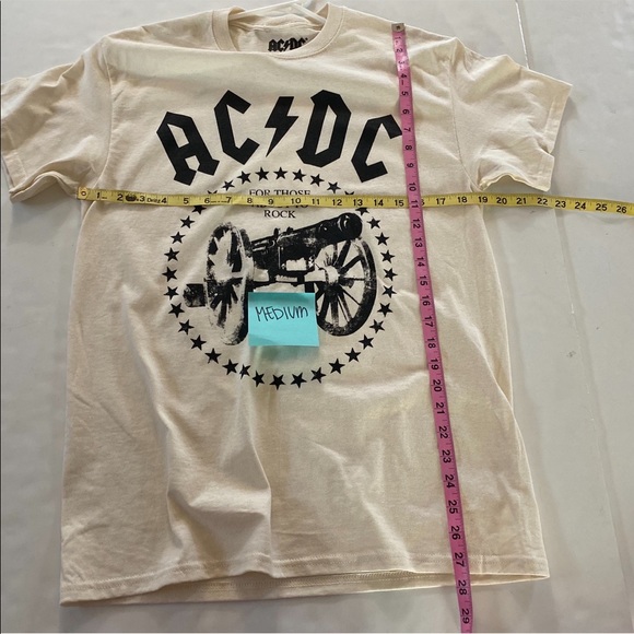 AC/DC 1981-82 Tour Remake Graphic Print Unisex Tee - Picture 5 of 8